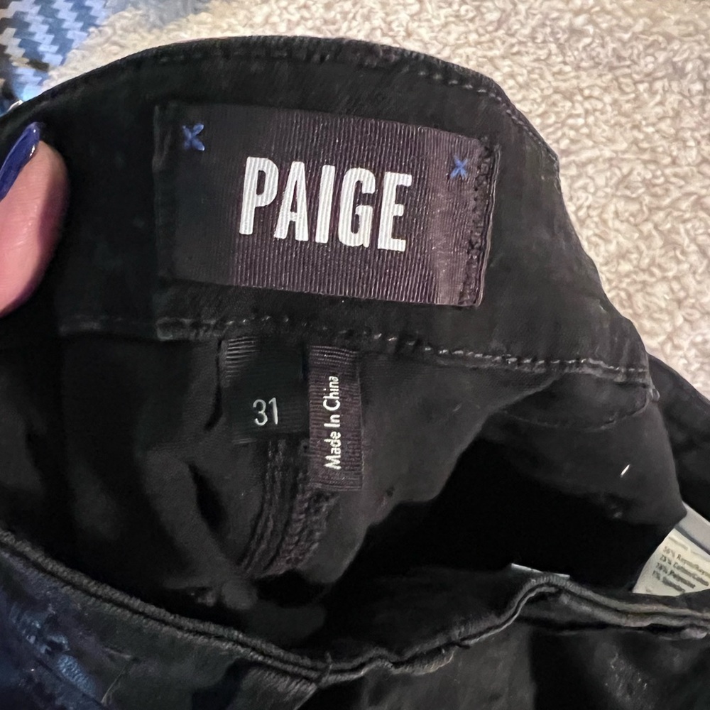 Paige Mayslie jogger